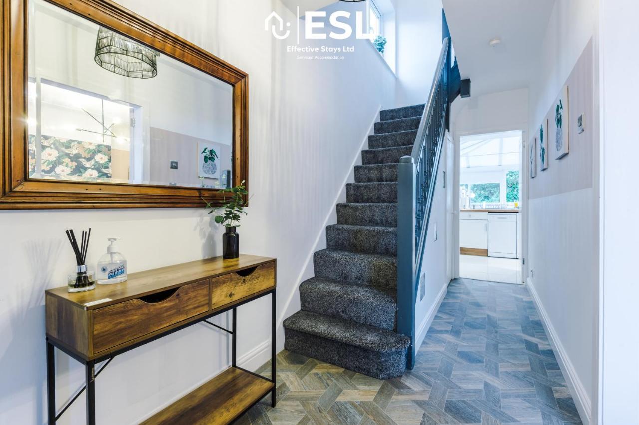 Open Plan - 3 Bedroom House - Garden And Outdoor Seating - Driveway Parking - Short Drive To City Centre Saughall Eksteriør bilde